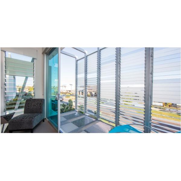 Aluminum Glass Louvre Windows , Energy Efficient Breezway Louver Windows
