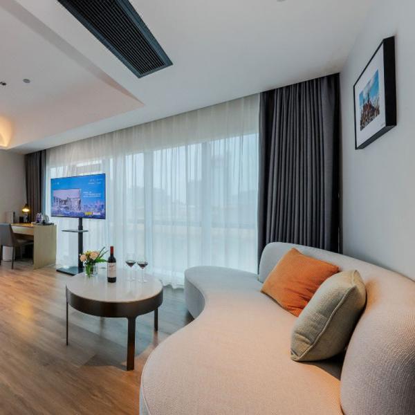 Apartment Furniture Foshan Luxury King Size Bedroom Headboard with Three Star Hotel