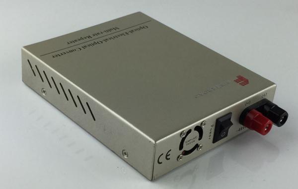40G OEO QSFP to QSFP Fiber Media Converter Repeater , Support 3R