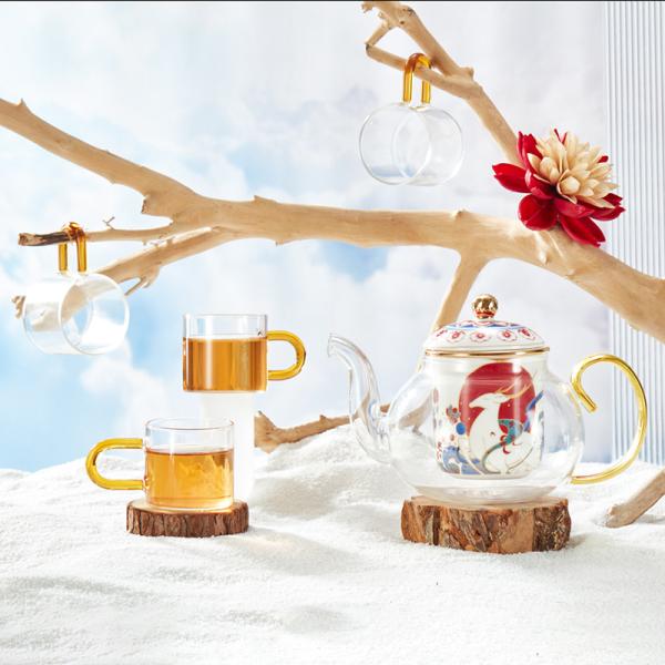 Ready To Ship In Stock Customized Glassware Teapot Set With Ceramic Inner Container One Teapot And Four Cups