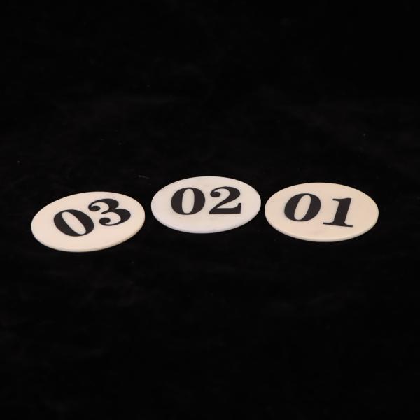 9 Mohs Hardness Aluminum Oxide Ceramic with Dielectric Strength 18-20 KV/mm and Poisson's Ratio 0.25