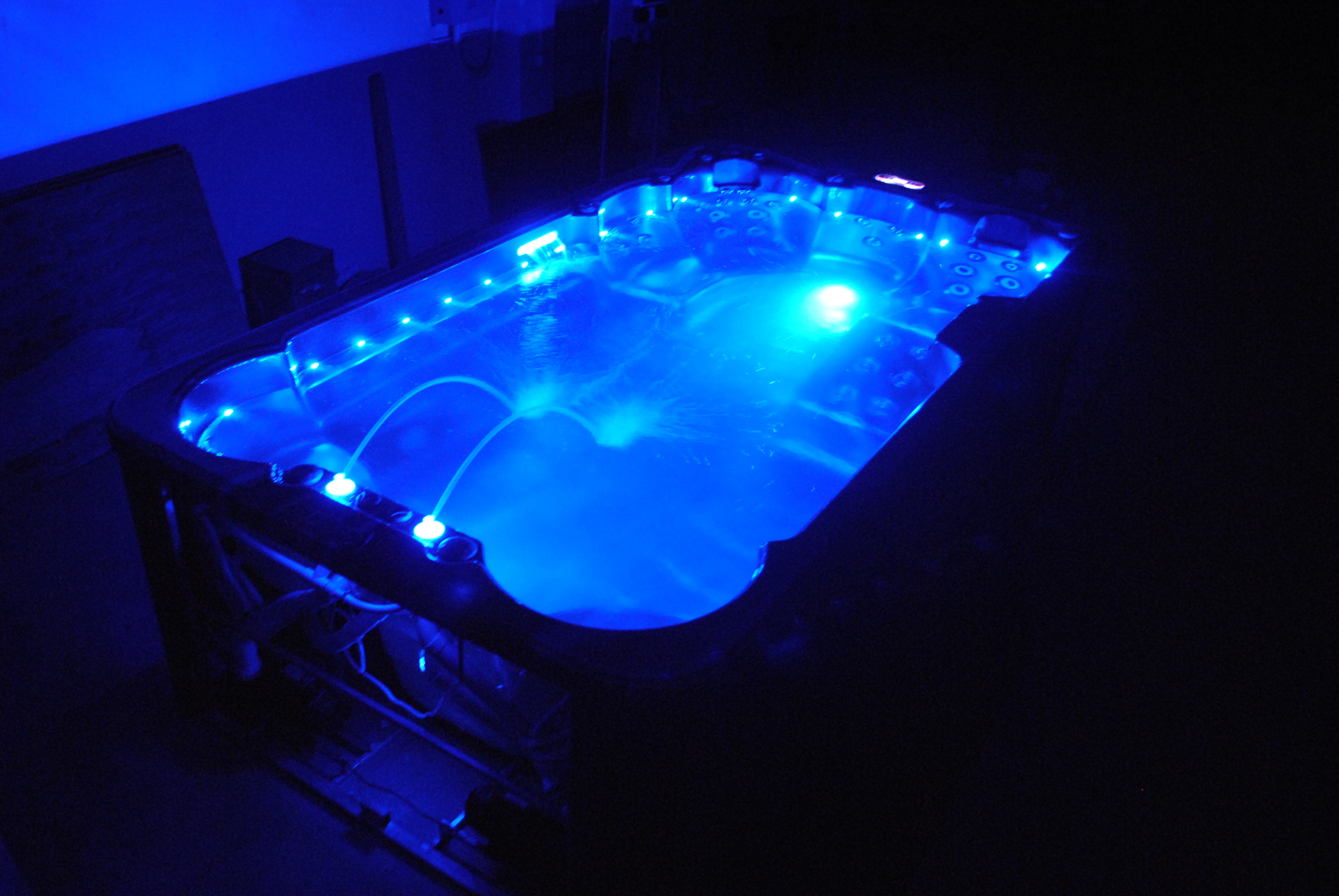 Standard, 2 sets 5'' color-changing LED lighting whirlpool massage backyard hot tub