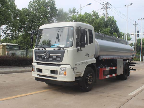 Dongfeng 12.5 Cubic Meter Chemical Tanker Truck SCS5181GPGDFH6 Liquid Transport Vehicle