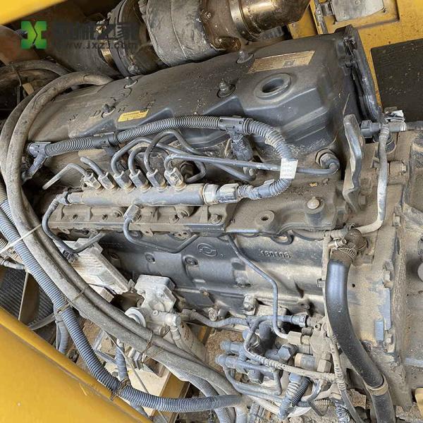 XCMG XGC75  Used Crawler Cranes 75 Ton Second Hand Crawler Crane MOY 2018