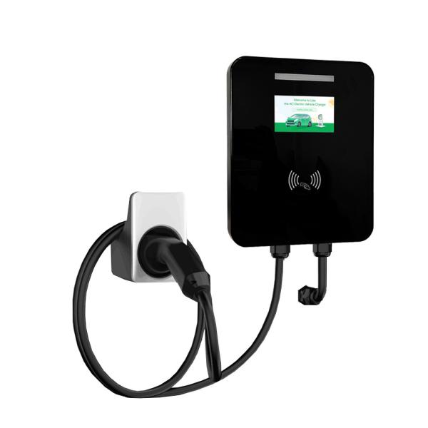 Estação de carregamento de veículos elétricos montada em parede de prata com interface tipo 2 e cabo de 5 m