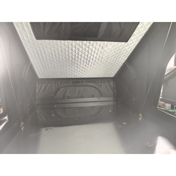Outdoor 4x4 Waterproof 4 Person Aluminum Hard Shell Triangle Rooftop Tent Car Roof Top Tent Roof Tent for Cars Sunday Camper