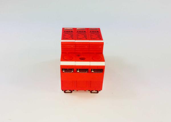 385V 20ka ~ 40ka Type 2 Surge Protection Device Built - In Thermal Protection Durable