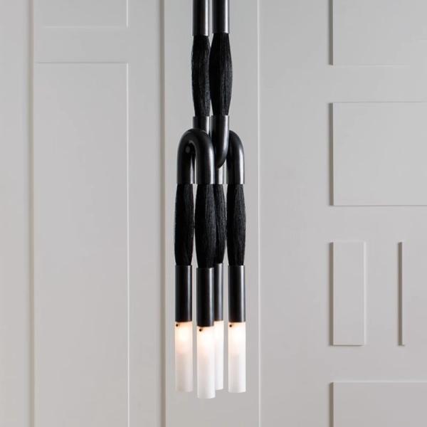 Пост-современная промышленная меховая стеклянная лампа Простая гостиничная спальня Кровать Коридор Фон Стенный подвесный светильник