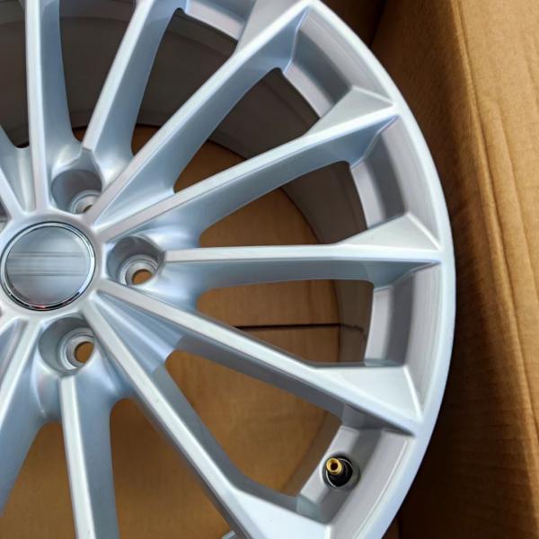 Light Cast 66.5 Hole 5x112 19 Inch Wheels Grey Multi Spokes For Audi A8 D5