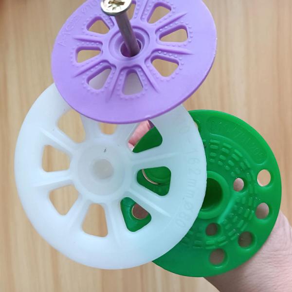 Система якорей изолирующих панелей из HDPE с устойчивостью к коррозии, высокой емкостью и настраиваемым логотипом