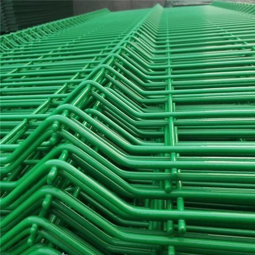 Hsj China Manufacturer 3D V Bend Wire Mesh Fence | Custom Outdoor Security Perimeter Fencing
