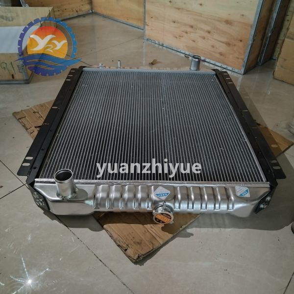 PC200-7 Radiator PC200-7 Excavator Water Tank Radiator 20Y-03-31111 Water tank for Komatsu Engineering Machinery Parts