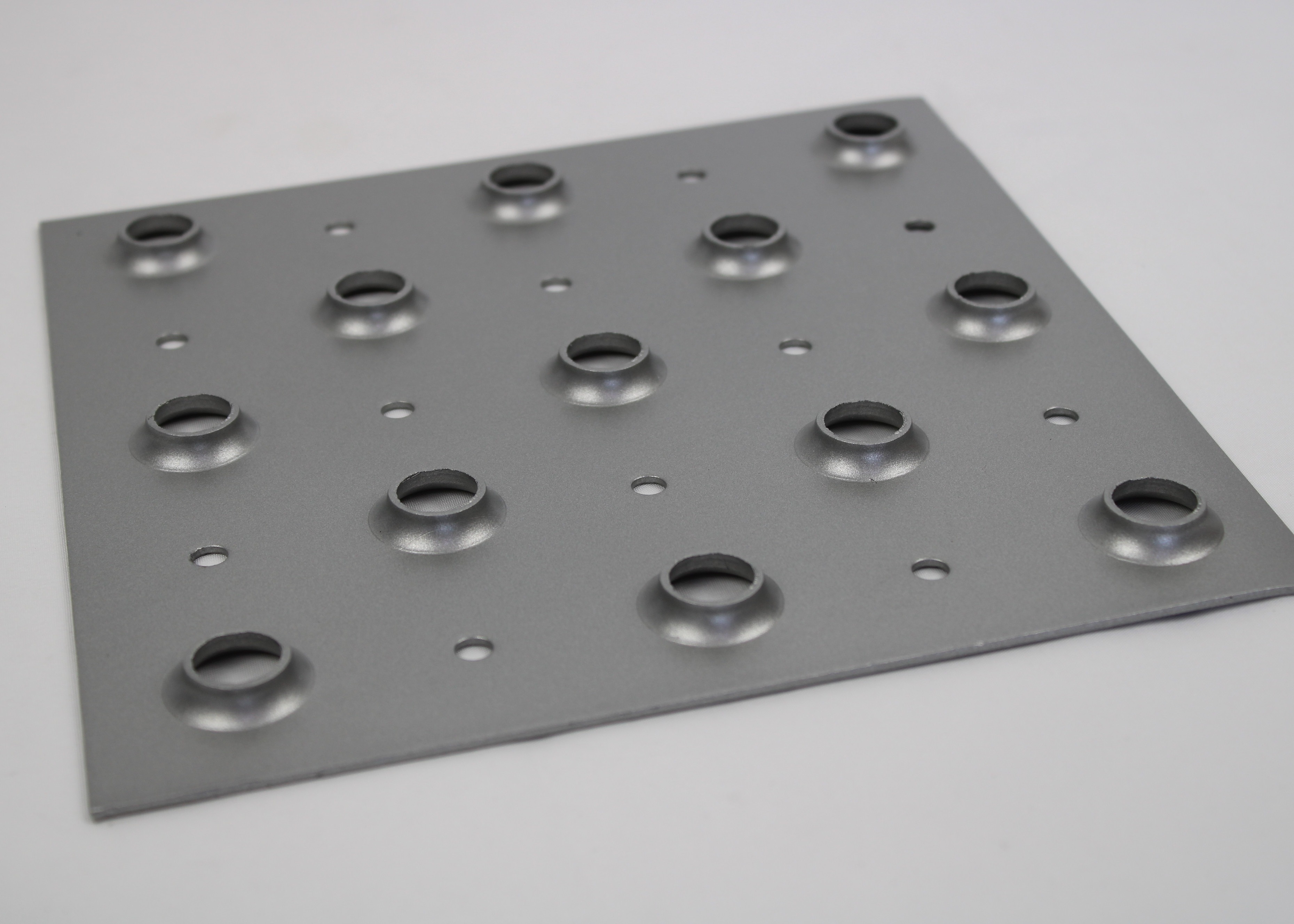 3.0mm гальванизировали пефорированные решетки листа сетки 65% металла Dimpled ставкой на свободном рынке