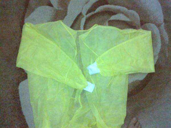 Various Sizes Hydrophilic Disposable Isolation Gowns  Available With Extra Long Ties