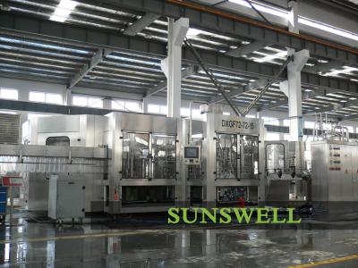 Máquina de enchimento carbonatada automática da bebida do gás para garrafas do ANIMAL DE ESTIMAÇÃO