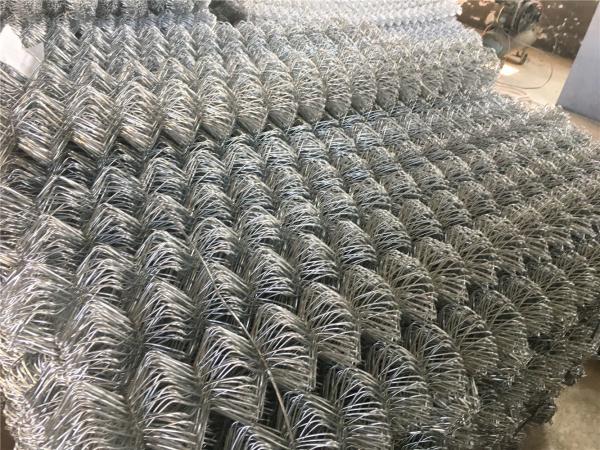 chain link temporary construction fence panels 6FT X 10F Mesh 2 3/8  x 2 3/8 ( 60mm x 60mm ) x 12 gauge wire