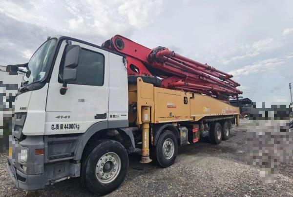 14150*2500*3950 Orange 2018 54m Pompes à béton Vente de machines lourdes d'occasion