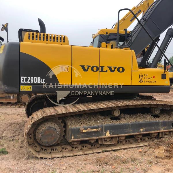 Excavateur d'occasion polyvalent Volvo EC290B avec une largeur de transport de 3,1 m et une puissance de 153 kW