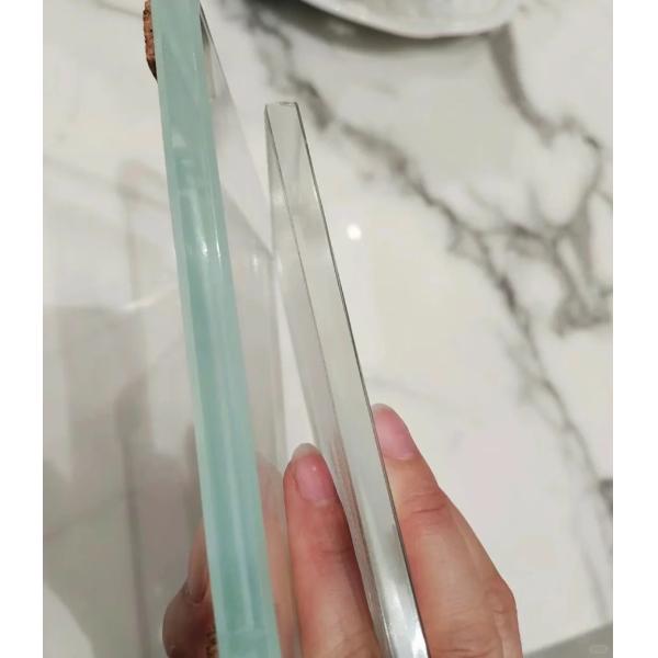Ultra Clear High Transmittance Tempered Glass with Polished Edges