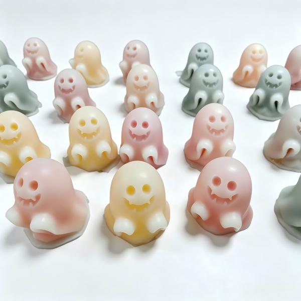 Halloween Ghost Shape Wax Bottle Candy with Chewable Feature and Fruit Flavor for Novelty Treats