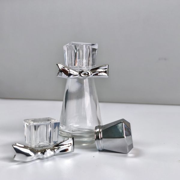 Conical Bulk Miniature 30ml Glass Perfume Bottles 4.7cm*8.4cm Customized