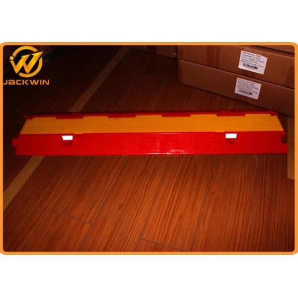 Portable Yellow Cover 2 Channel Pvc Cable Protector Ramp Indoor Or Outdoor Usage