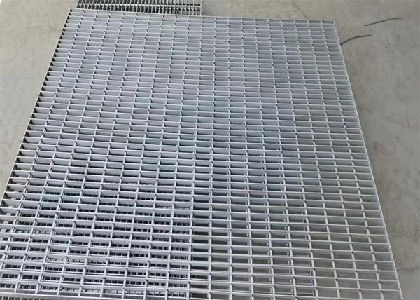 Anodização da liga de Mesh Floor Aluminum Bar Grating 6063 da passagem da passarela