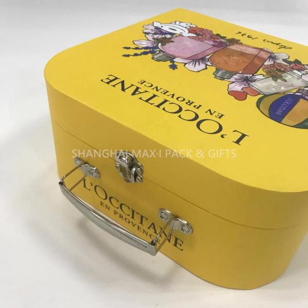 Yellow Bespoke Luxury Packaging Boxes Handle Custom Tab Lock Paper Printing