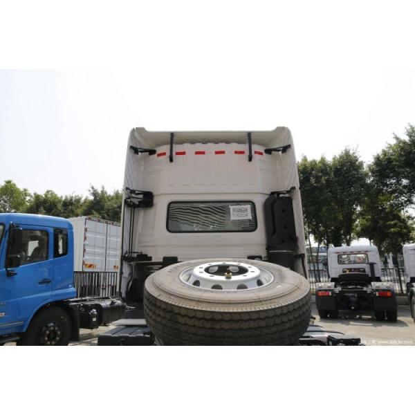 Dongfeng Tianlong Heavy Truck340 HP 4*2 Tractor Trucks with and Manual Transmission