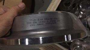 2.5mmの銅のニッケルの切株の端付属品DIN EN1092-1のタイプ35 DN150 UNS C70600の管Fitings