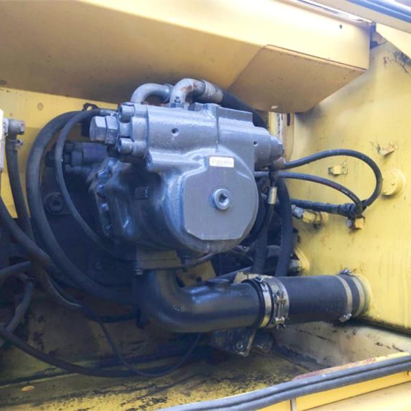 Komatsu PC 220-6 en buenas condiciones con piezas de Japón Modelo 2020 y potencia de 118 kW