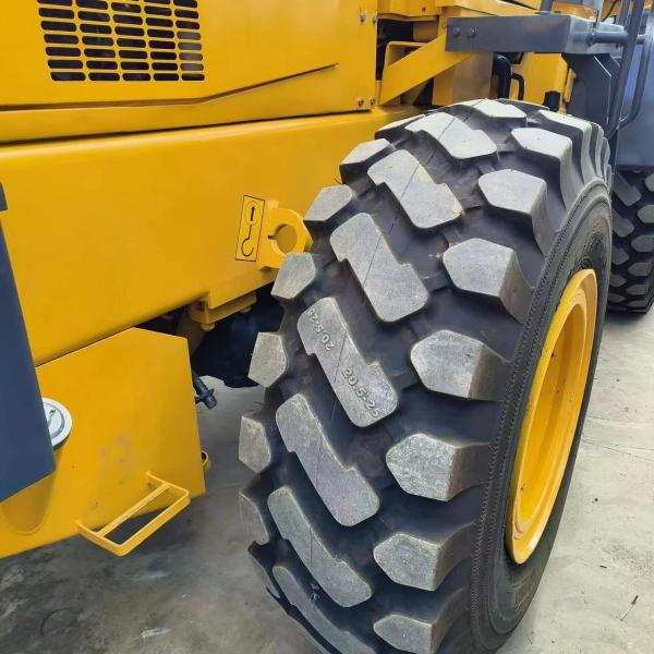 Wa320 Japan Used Komatsu Wheel Loader 210kW With Turbocharged Diesel Engine