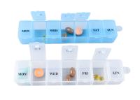 Longue pharmacie en plastique portative de boîte à pilules de pp avec la boîte mignonne de pilule de chapeau