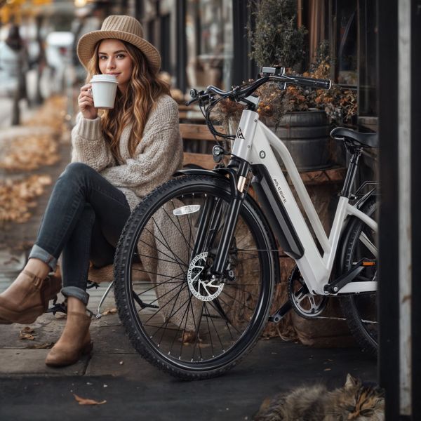 C624 36V 26-Inch Women's Electric City E-Bike Factory Direct 750 Watt Motor Power 36V Sensor Smart Road Bike with 7 Speed