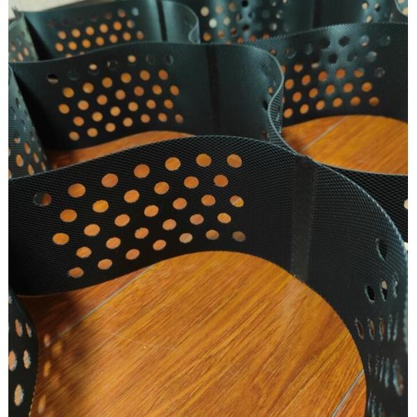 HDPE テクスチャ付き 地面格子 パバー 100 / 150mm 高さ