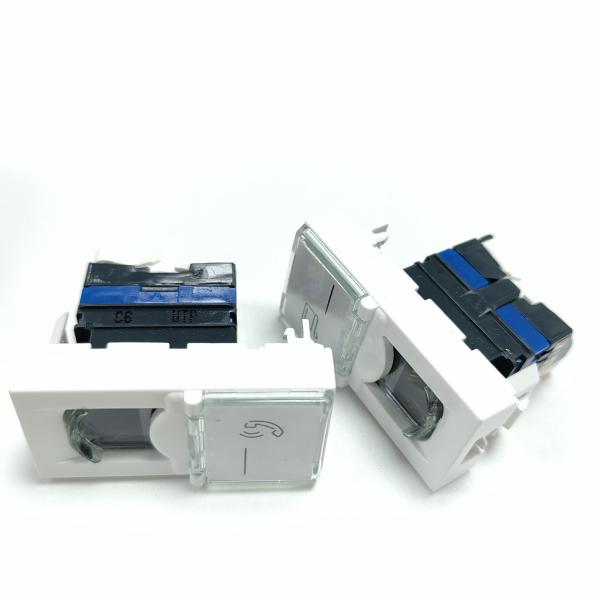 Cabos precisos OEM Redes Rj45 Cat6 45*22.5 Tipo francês UTP Jack de chave única