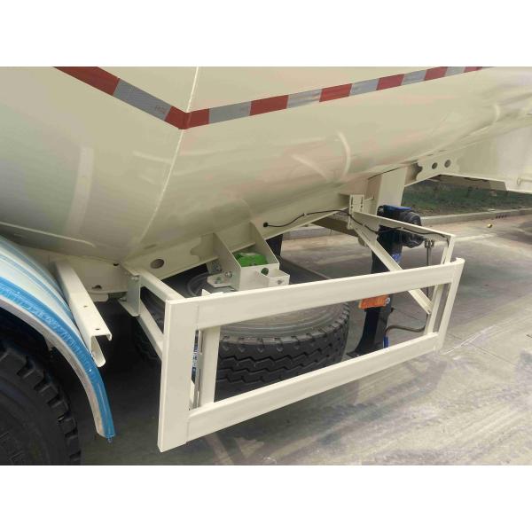 Heavy-Duty Freight Truck in Supplies 4-Axis Bulk Transport Semi-Trailer with Leg Support