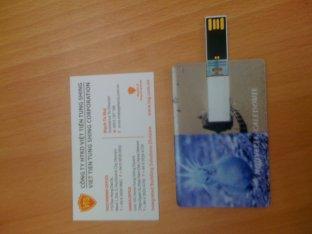 Memoria USB retractable AT-045C de la tarjeta de crédito