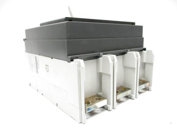 1SDA064796R1 ABB T7H-D 1200 MCS-UL Im12000 3p, MCS 1200 UL/CSA FIXOU TRIPOLAR COM TERMINAIS DIANTEIROS E FUNCIONAMENTO da ALAVANCA