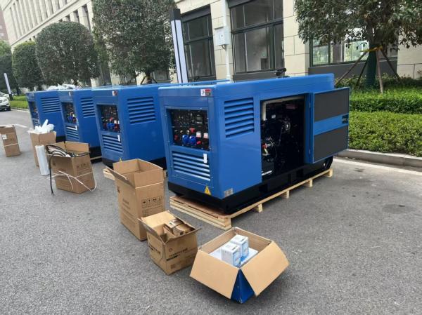 Portable Diesel Welding Generator Set 300A/400A/500A 40V 0.8-15mm Thickness
