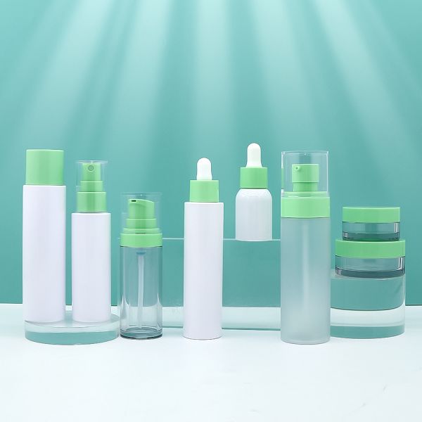 High Impact Resistance Plastic Cosmetic Bottle with Customizable Color and Leak-Proof Sealing for Skincare Packaging