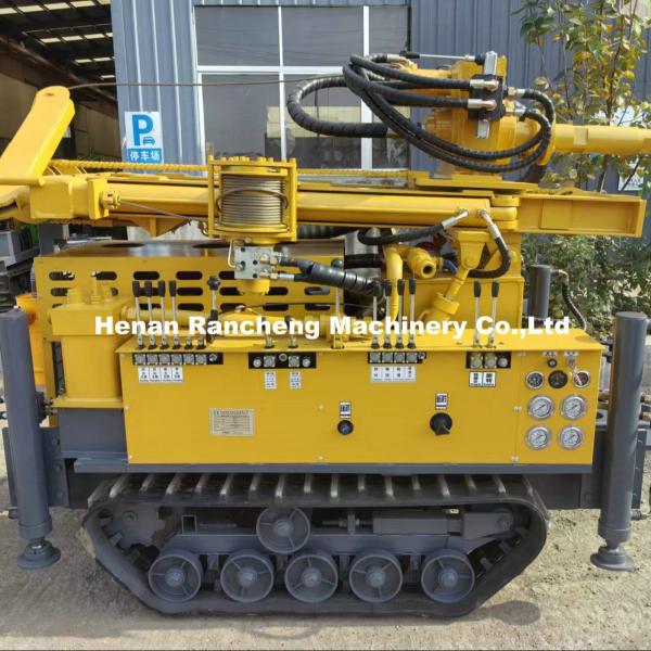 Moteur diesel de 42 kW Petite machine de forage de puits d'eau montée sur un gratte-ciel