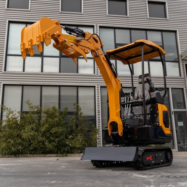 HT-12P 1.2ton Mini Excavator with Kubota Z482 Engine and Full Hydraulic Control