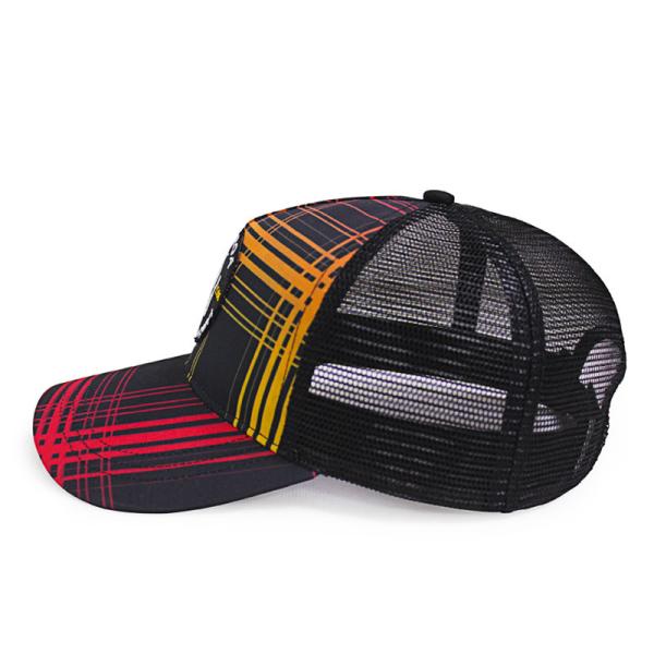Outdoor Custom Printed Mesh Trucker Caps 5 Panel 12cm Height OEM