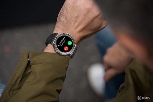 DM58 Smart Watch Men with 1.43inch AMOLED Screen and 50M Waterproof
