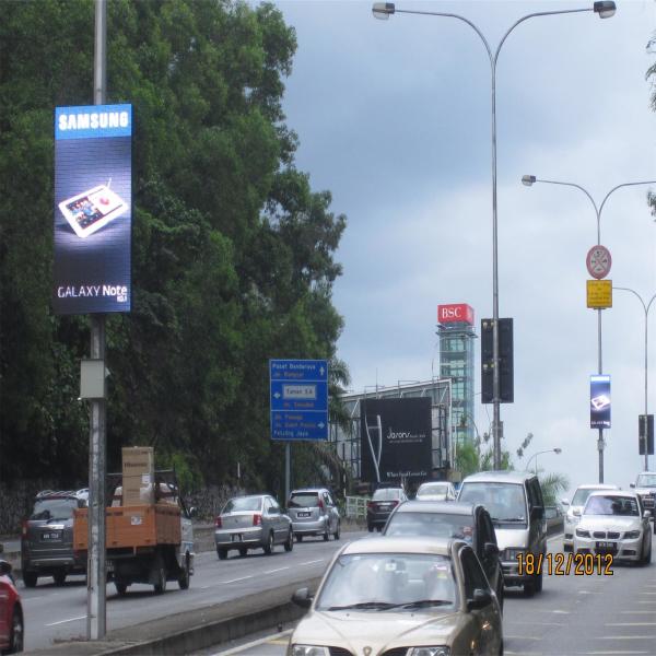 P3 - P6 conduziu o sinal comercial do polo da lâmpada do brilho alto 3G/4G/WIFI/USB de quadro de avisos de propaganda exterior