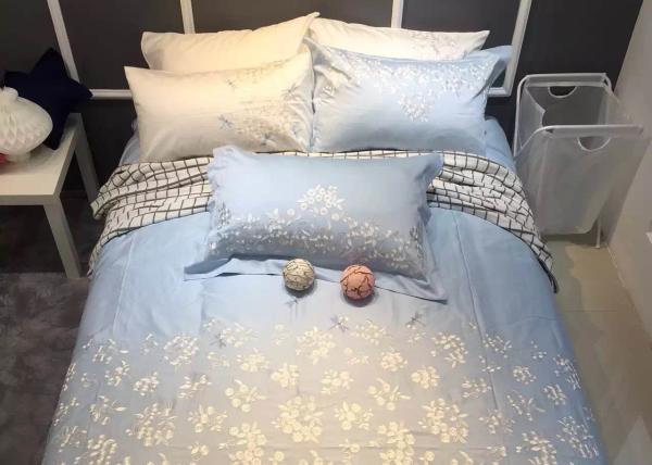 Embroidered Modern Bedding Sets 4Pcs Logo Customized With Different Size