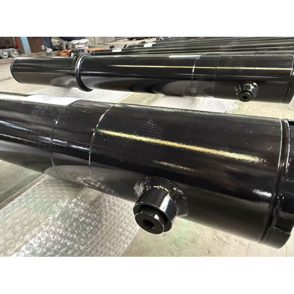 Double Acting Steel Excavator Hydraulic Cylinder With Hard Chrome Plated Piston Rod