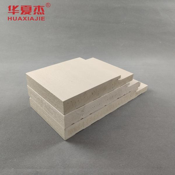 Cadre de porte imperméable durable de WPC pour la décoration d'intérieur à la maison