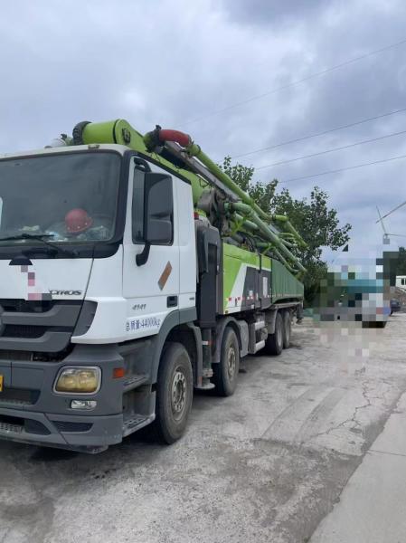 A 63-meter concrete pump truck of Zoomlion Heavy Industry installed with Mercedes-Benz chassis for sale in 2019